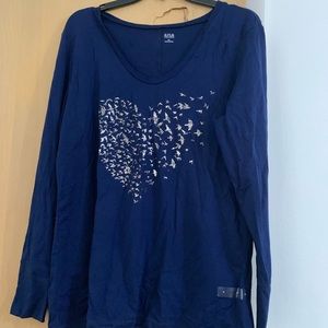 Graphic Heart Design long sleeve shirt
